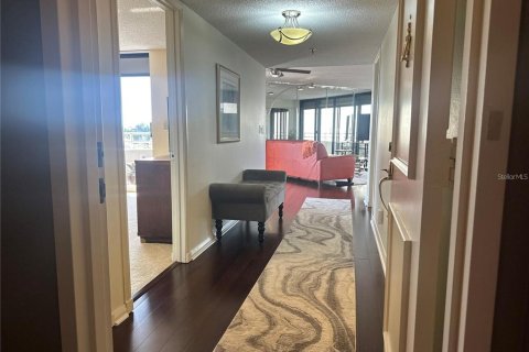 Appartement à louer à Gulfport, Floride: 2 chambres, 137.12 m2 № 2109663 - photo 2