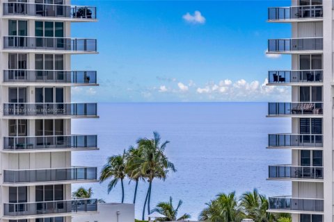 Copropriété à louer à Hollywood, Floride: 1 chambre, 84.17 m2 № 1932936 - photo 28