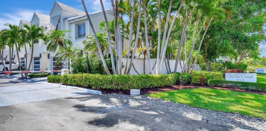 Touwnhouse à Delray Beach, Floride 3 chambres, 262.54 m2 № 1179749
