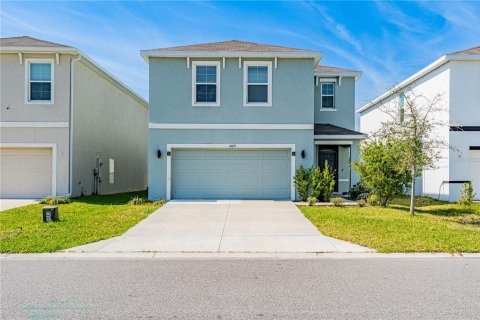 House in Odessa, Florida 4 bedrooms, 209.96 sq.m. № 1876142 - photo 1