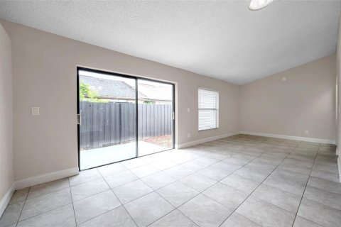 Townhouse in Tampa, Florida 2 bedrooms, 117.06 sq.m. № 1744647 - photo 23
