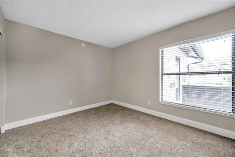 Townhouse in Tampa, Florida 2 bedrooms, 117.06 sq.m. № 1744647 - photo 30