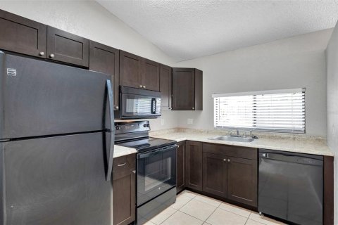 Townhouse in Tampa, Florida 2 bedrooms, 117.06 sq.m. № 1744647 - photo 27