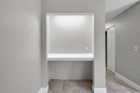 Townhouse in Tampa, Florida 2 bedrooms, 117.06 sq.m. № 1744647 - photo 26