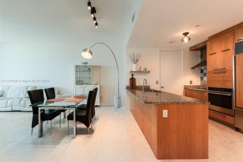 Condo in Sunny Isles Beach, Florida, 3 bedrooms  № 1863115 - photo 20