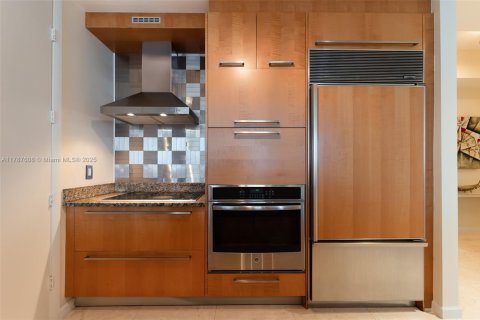 Condo in Sunny Isles Beach, Florida, 3 bedrooms  № 1863115 - photo 25