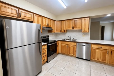 Appartement à Hollywood, Floride 3 chambres, 247.12 m2 № 2432503