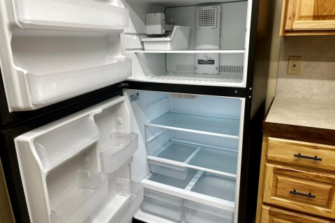 Appartement à louer à Hollywood, Floride: 3 chambres, 247.12 m2 № 2432503 - photo 8
