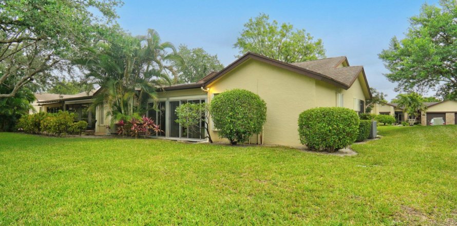 Casa en Royal Palm Beach, Florida 3 dormitorios, 134.52 m2 № 1118149