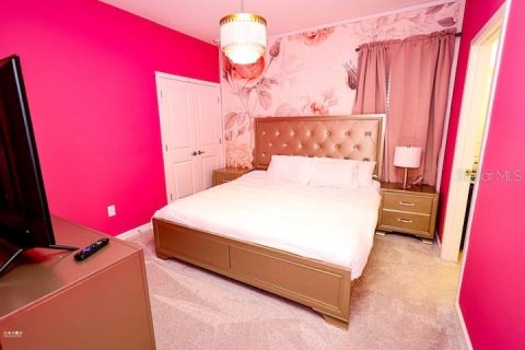 Casa en alquiler en Kissimmee, Florida, 12 dormitorios, 442.4 m2 № 1908916 - foto 13