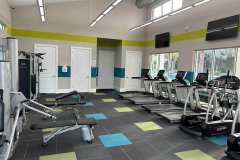 Casa en alquiler en Kissimmee, Florida, 12 dormitorios, 442.4 m2 № 1908916 - foto 27