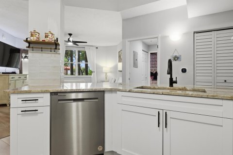Copropriété à vendre à West Palm Beach, Floride: 2 chambres, 105.91 m2 № 2191019 - photo 8