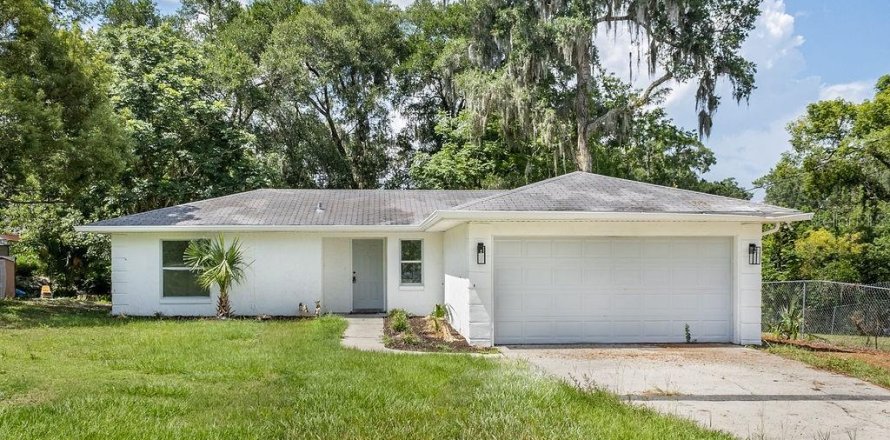 Casa en DeLand, Florida 3 dormitorios, 96.43 m2 № 1916507