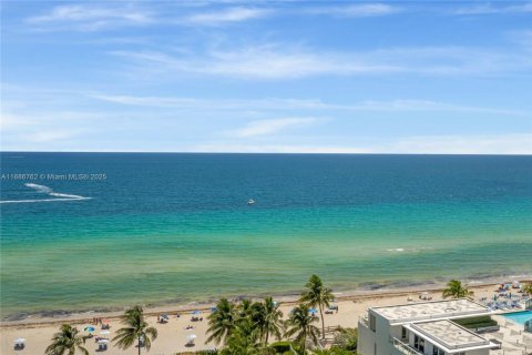 Copropriété à vendre à Hollywood, Floride: 1 chambre, 99.41 m2 № 2089706 - photo 3