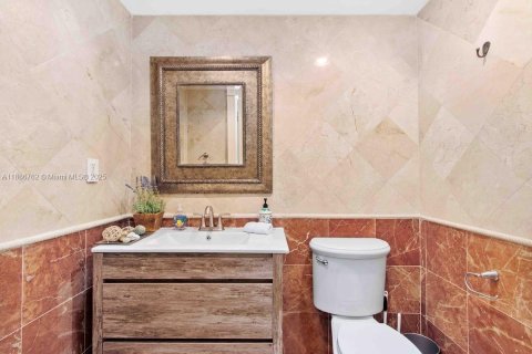 Copropriété à vendre à Hollywood, Floride: 1 chambre, 99.41 m2 № 2089706 - photo 17