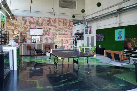 Propiedad comercial en venta en Doral, Florida № 1992175 - foto 16