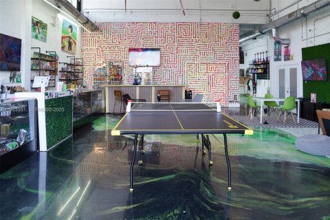 Propiedad comercial en venta en Doral, Florida № 1992175 - foto 13