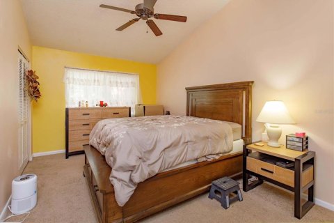 Townhouse in Winter Springs, Florida 2 bedrooms, 108.32 sq.m. № 1678207 - photo 11