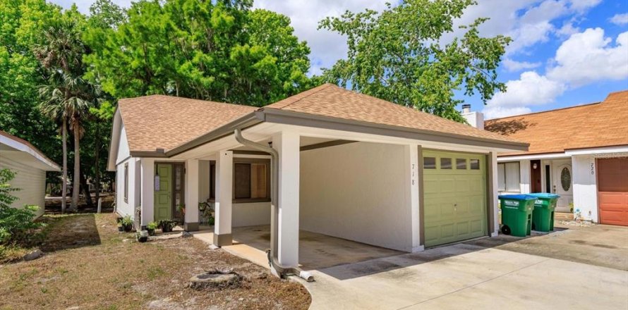 Townhouse in Winter Springs, Florida 2 bedrooms, 108.32 sq.m. № 1678207
