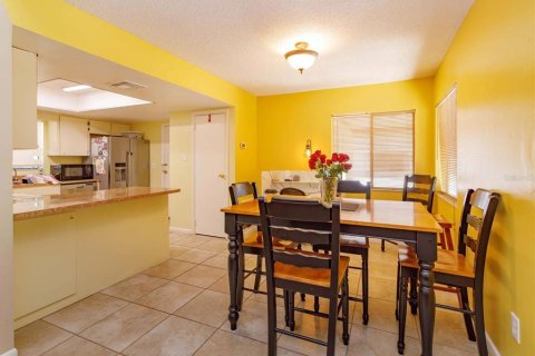 Townhouse in Winter Springs, Florida 2 bedrooms, 108.32 sq.m. № 1678207 - photo 6