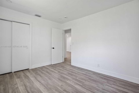 Купить виллу или дом в Холливуд, Флорида 4 спальни, 169.73м2, № 2043363 - фото 30