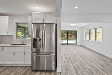 Купить виллу или дом в Холливуд, Флорида 4 спальни, 169.73м2, № 2043363 - фото 14