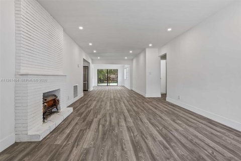 Купить виллу или дом в Холливуд, Флорида 4 спальни, 169.73м2, № 2043363 - фото 7