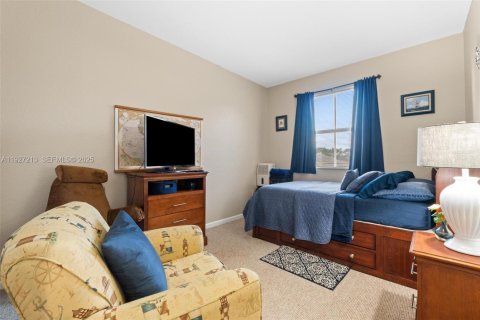 Villa ou maison à louer à Homestead, Floride: 3 chambres, 191.19 m2 № 1987491 - photo 13