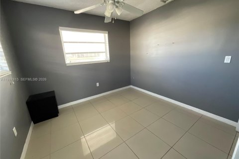 Appartement à louer à Miami, Floride: 1 chambre, 210.33 m2 № 2064154 - photo 10
