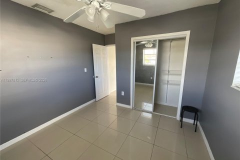 Appartement à louer à Miami, Floride: 1 chambre, 210.33 m2 № 2064154 - photo 5