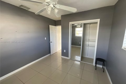 Appartement à louer à Miami, Floride: 1 chambre, 210.33 m2 № 2064154 - photo 15