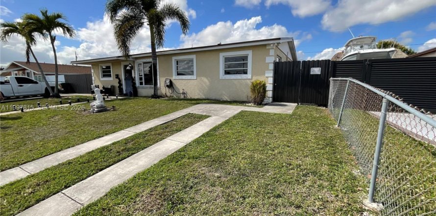 Appartement à Miami, Floride 1 chambre, 210.33 m2 № 2064154