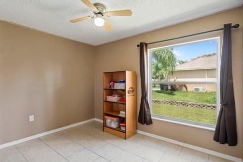 Villa ou maison à vendre à Deltona, Floride: 3 chambres, 167.97 m2 № 1915046 - photo 6
