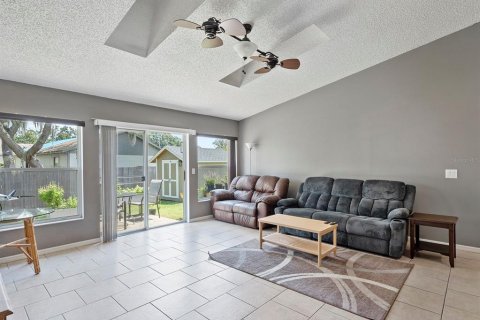 Villa ou maison à vendre à Deltona, Floride: 3 chambres, 167.97 m2 № 1915046 - photo 17