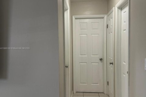 Villa ou maison à vendre à Port St. Lucie, Floride: 2 chambres, 94.95 m2 № 1933918 - photo 6