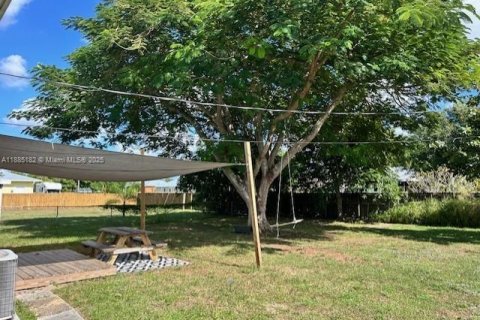 Villa ou maison à vendre à Port St. Lucie, Floride: 2 chambres, 94.95 m2 № 1933918 - photo 26