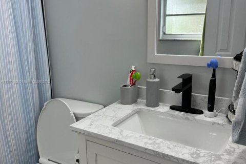 Villa ou maison à vendre à Port St. Lucie, Floride: 2 chambres, 94.95 m2 № 1933918 - photo 8