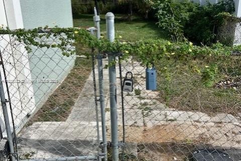 Villa ou maison à vendre à Port St. Lucie, Floride: 2 chambres, 94.95 m2 № 1933918 - photo 29