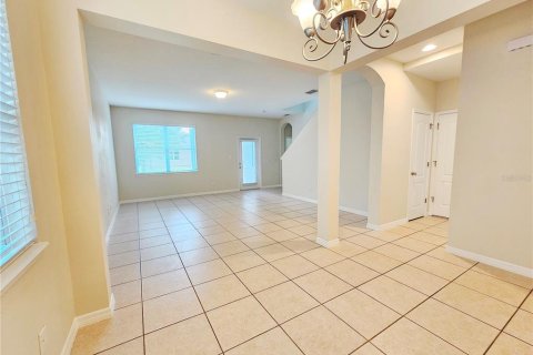 Casa en alquiler en Windermere, Florida, 4 dormitorios, 183.02 m2 № 1918641 - foto 6