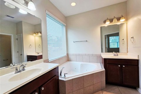 Casa en alquiler en Windermere, Florida, 4 dormitorios, 183.02 m2 № 1918641 - foto 18