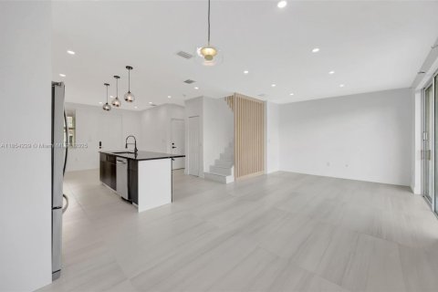 Купить таунхаус в Хомстед, Флорида 3 спальни, 135.27м2, № 1872001 - фото 10