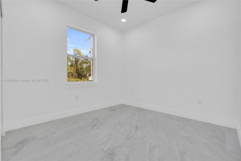 Villa ou maison à vendre à Lehigh Acres, Floride: 3 chambres № 1950695 - photo 7