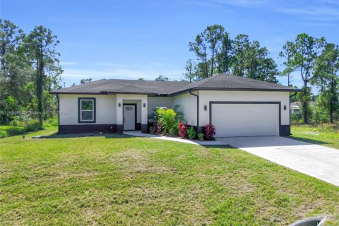 Villa ou maison à vendre à Lehigh Acres, Floride: 3 chambres № 1950695 - photo 2