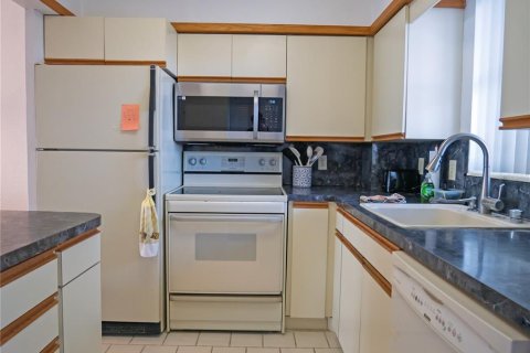 Condominio en venta en Saint Pete Beach, Florida, 1 dormitorio, 96.25 m2 № 2205200 - foto 8