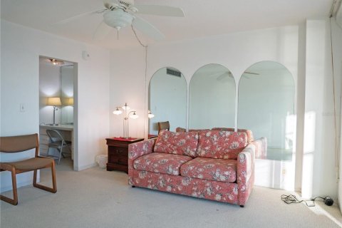 Condominio en venta en Saint Pete Beach, Florida, 1 dormitorio, 96.25 m2 № 2205200 - foto 26