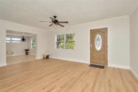 House in Largo, Florida 3 bedrooms, 134.71 sq.m. № 1854180 - photo 9