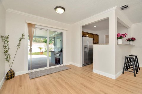 House in Largo, Florida 3 bedrooms, 134.71 sq.m. № 1854180 - photo 17