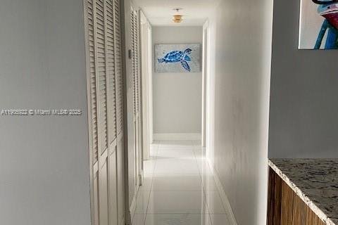 Copropriété à louer à North Miami, Floride: 2 chambres, 91.97 m2 № 1956645 - photo 16