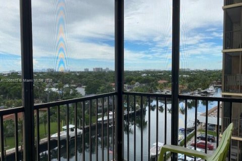 Copropriété à louer à North Miami, Floride: 2 chambres, 91.97 m2 № 1956645 - photo 3