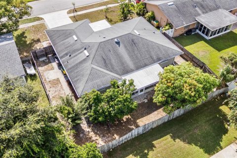House in Palm Harbor, Florida 3 bedrooms, 150.13 sq.m. № 1876161 - photo 27